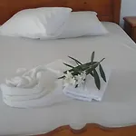 Apart Otel O Fotis