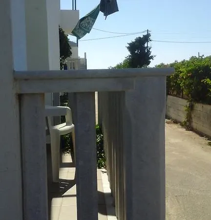 O Fotis *
