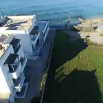 Lägenhetshotell O Fotis 3*