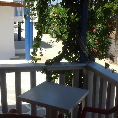 O Fotis Aparthotel *